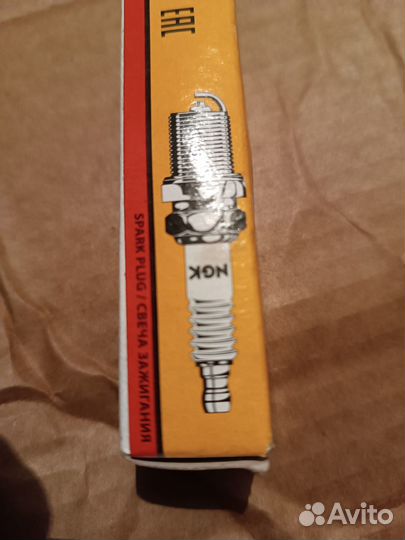 Свеча для мотора