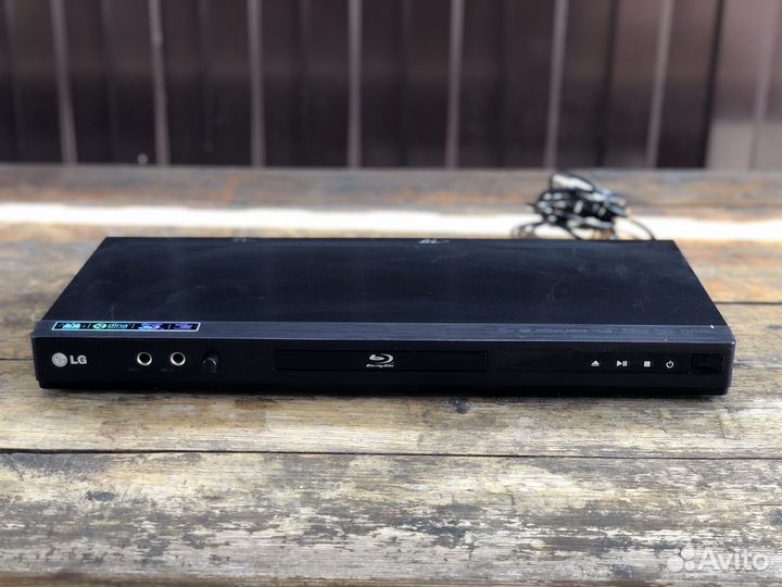 Blu-ray плеер lg