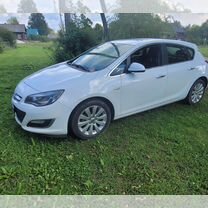 Opel Astra 1.6 MT, 2012, 230 000 км, с пробегом, цена 820 000 руб.