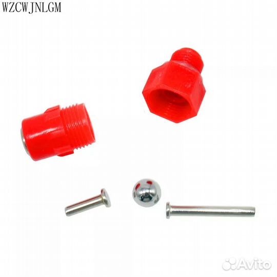 Поилка ниппельная для птиц, кроликов, нутрий, грыз