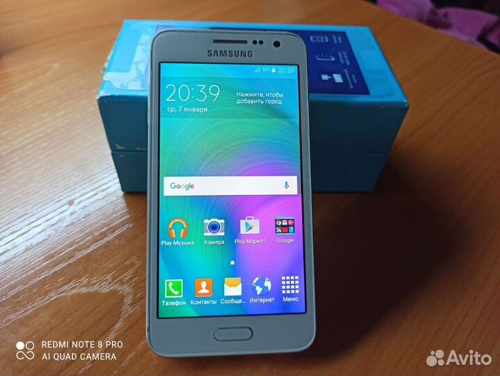 Телефон Samsung galaxy a 3 2015