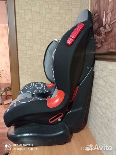 Детское автокресло
