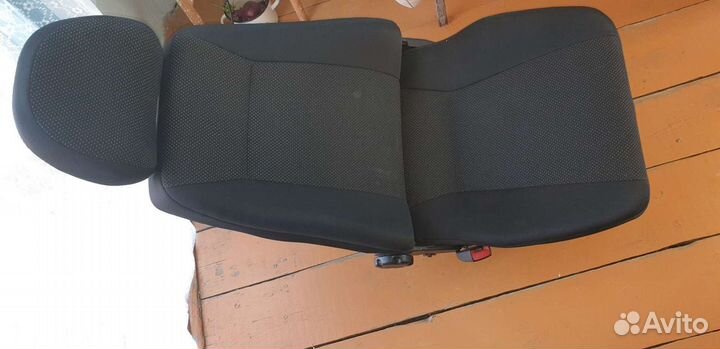 Переднее кресло нива шевроле
