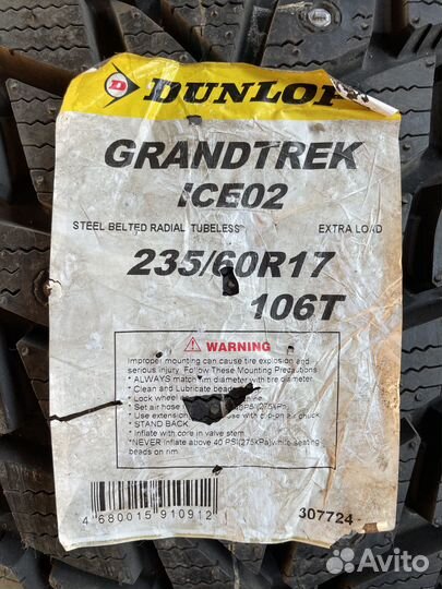 Dunlop Grandtrek Ice 02 235/60 R17