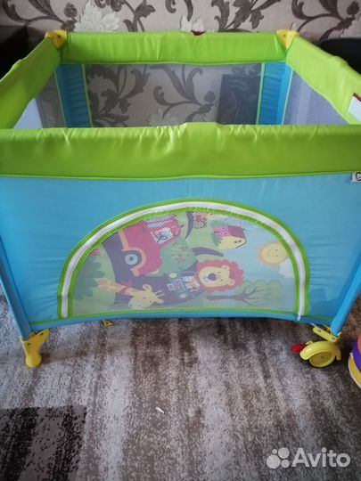 Манеж детский складной