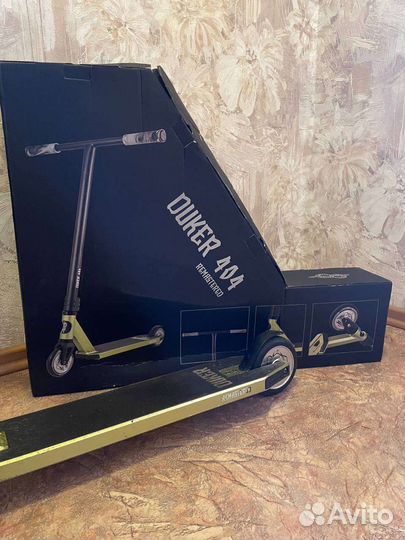 Самокат трюковой DukeR 404