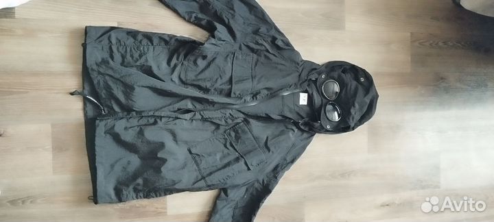 C p company ветровка