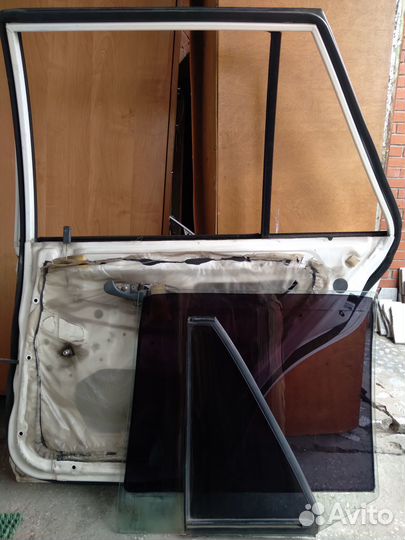 Детали кузова правая сторона митсубиси либеро