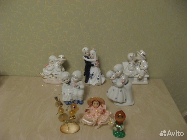 Новые.Статуэтки фарфоровые,селенит, керамическая