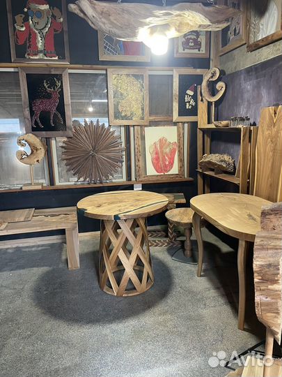 Кухонный стол