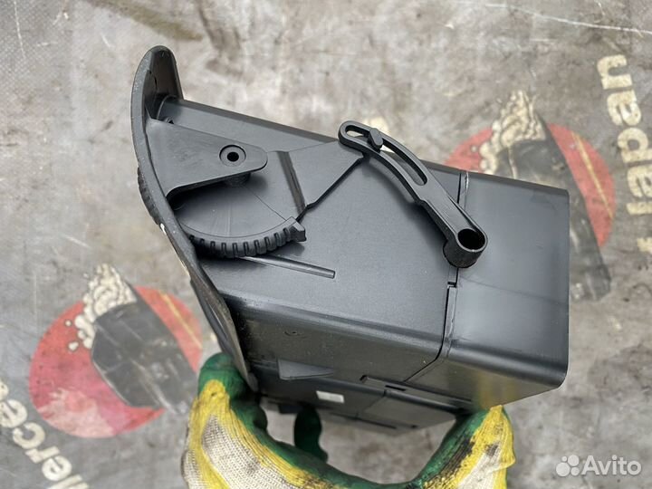 Воздуховод центральный в торпеду w163. Япония