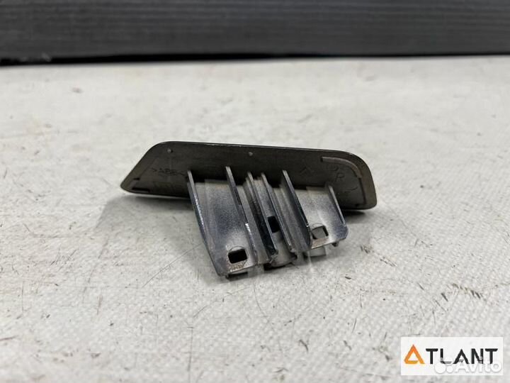 Крышка форсунки омывателя передний правый subaru O