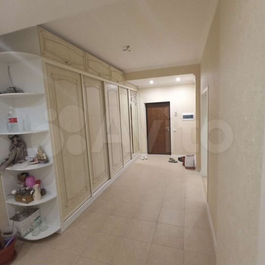 3-к. квартира, 120 м², 8/11 эт.