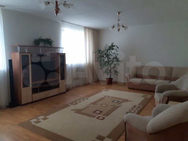 Коттедж 350 м² на участке 40 сот.