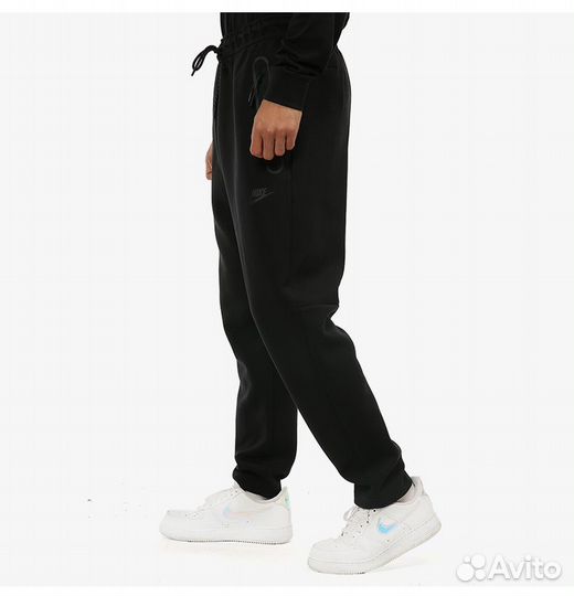 Спортивные штаны Nike Tech Fleece T21077