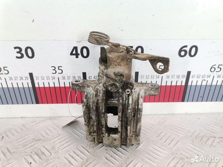 Суппорт задний правый для Volkswagen Passat 5 GP