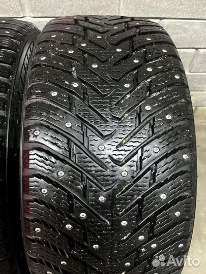 Nokian Tyres Hakkapeliitta 8 235/50 R17