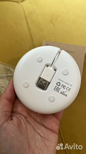 Беспроводное зарядное устройство с кабелем