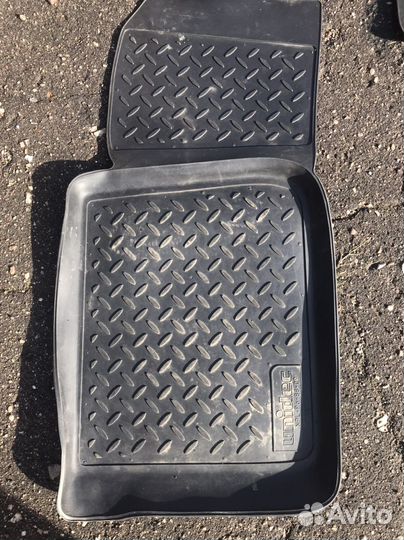 Автомобильные коврики Камри 40