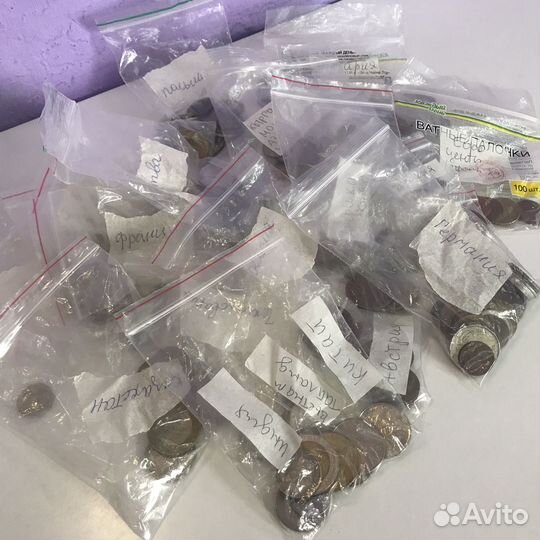 Монеты 40 различных стран нумизматика