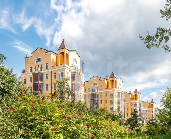 Гостиница, 10000 м²