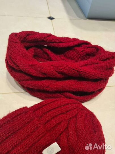 Женский шарф и шапка