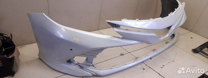 Бампер передний Toyota Camry