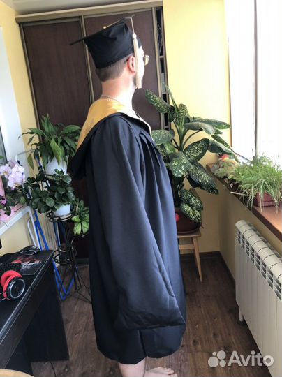 Мантия на выпускной