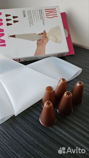 Кондитерский мешок силиконовый с насадками Iris