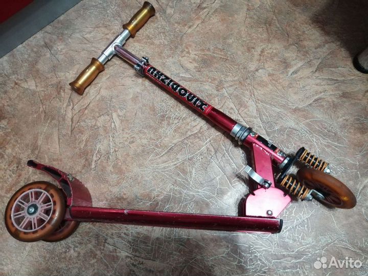 Самокат детский бу со светящимися колесами