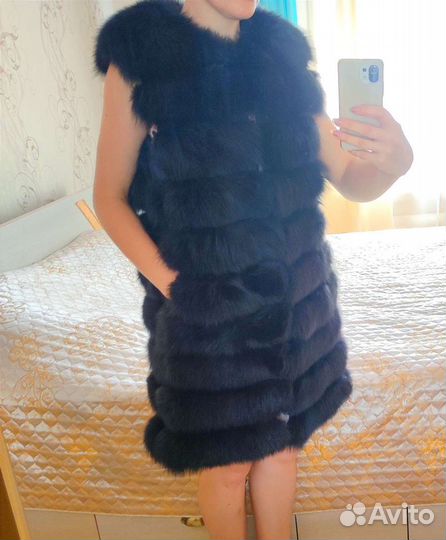 Меховая жилетка из песца