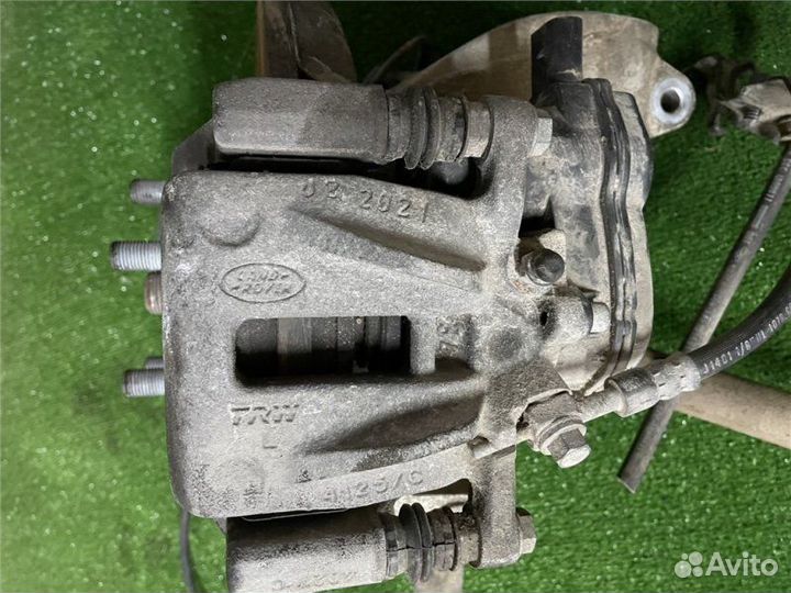 Суппорт задний левый Land-Rover Evoque 2.2 2015