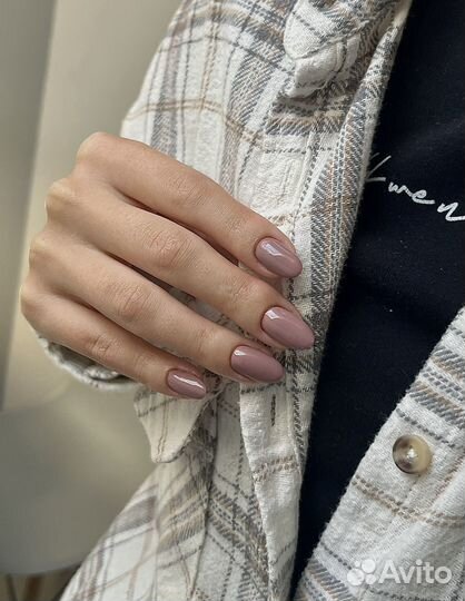 Модель на маникюр бесплатно