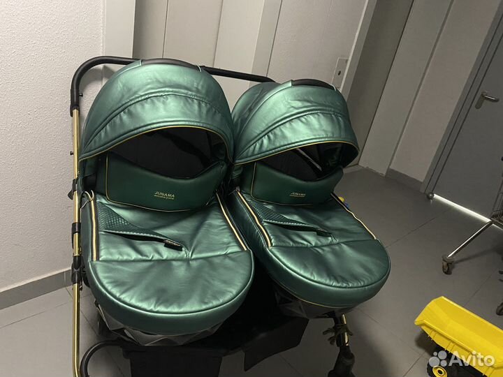 Коляска для двойни junama