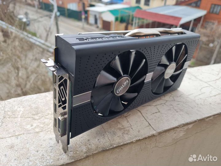 RX 580 Sapphire Nitro+ 4 gb топ среди 580х