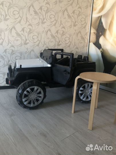 Детский электромобиль бу