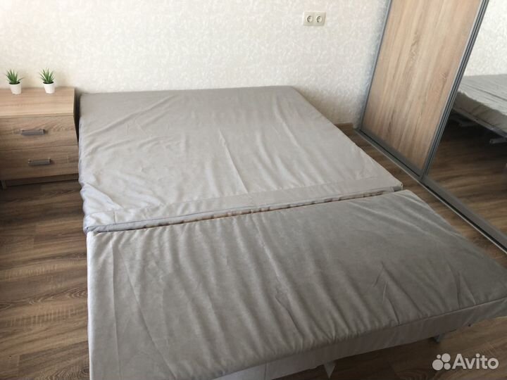 Диван кровать 140х200