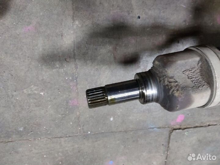 Привод передний левый Peugeot 206