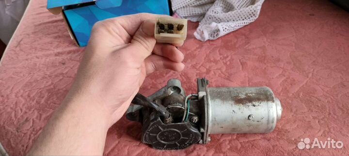 Моторедуктор стеклоочистителя