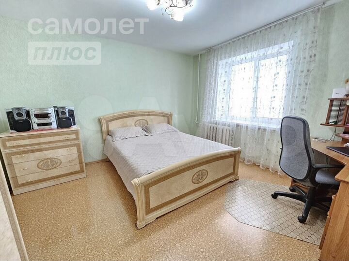 2-к. квартира, 66 м², 4/10 эт.