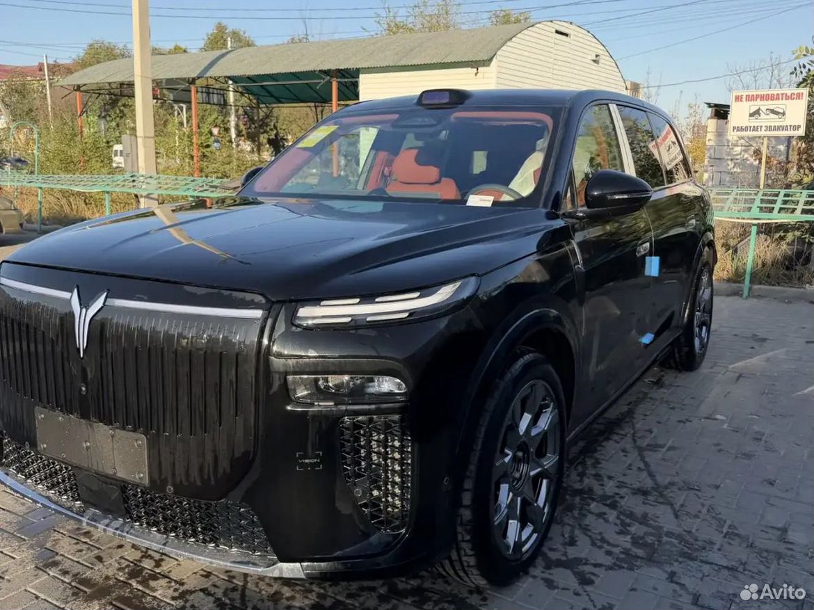 Voyah Taishan X8 1.5 AT, 2026, 10 км