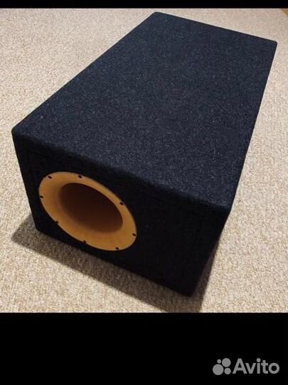 Короб для сабвуфера 12 65 литров на трубе