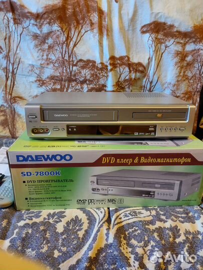 DVD плеер,совмещённый с видеомагнитофоном daewoo