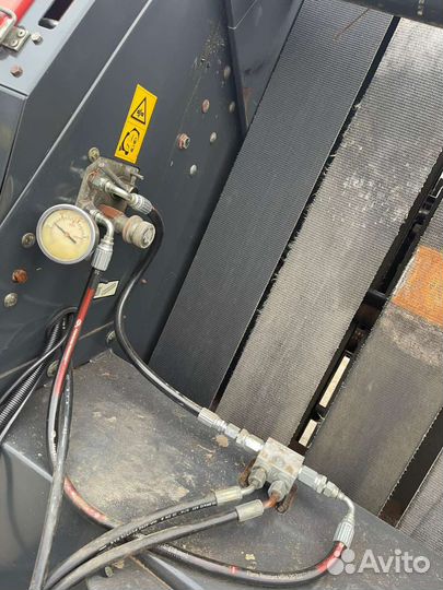 Пресс-подборщик Riviere RC46, 2000