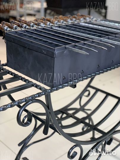 Мангал с боковыми полками и дровницей, 4 мм
