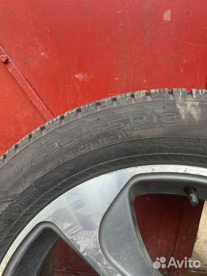 R18 Nokian Tyres Hakkapeliitta R5 SUV 235/55, PCD 5x112 DIA 66.6