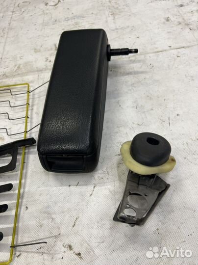 Оригинальный подлокотник opel astra h