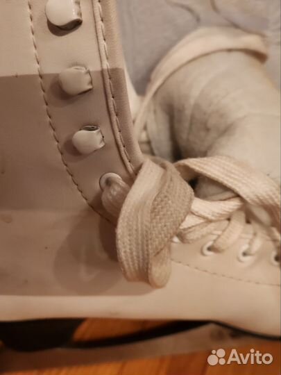 Коньки фигурные