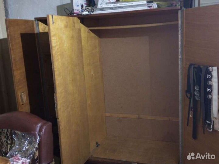 Шкаф советских лет
