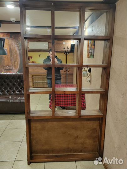 Декоративная зеркальная перегородка